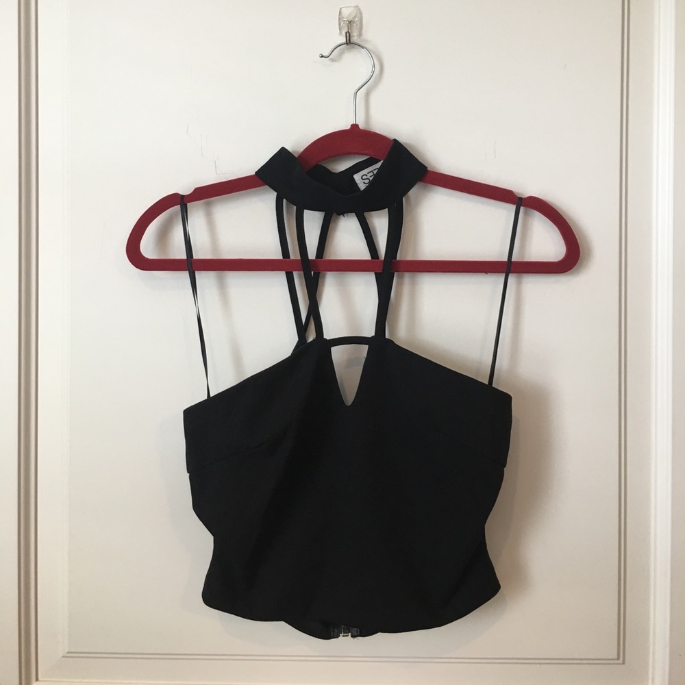Black LF crop top